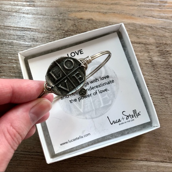 NWOT Love Bangle - Picture 1 of 3